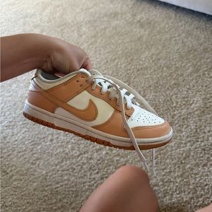 Women’s dunk ”harvest ”